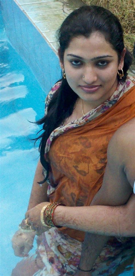 desi nude beauties|Desi Nude Girls & Women Porn Pics